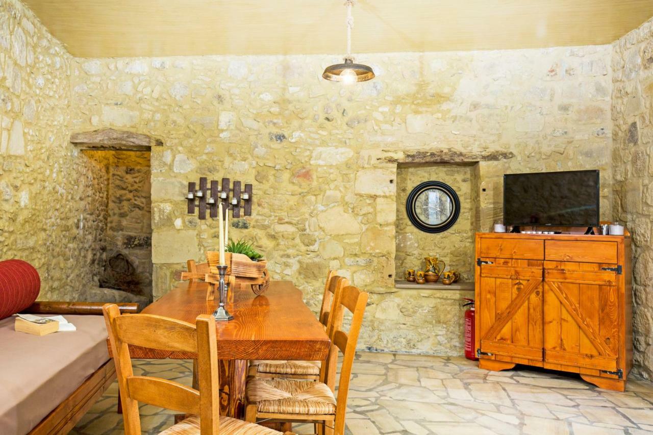 Petrakis Cretan Homes Kissamos Exterior photo