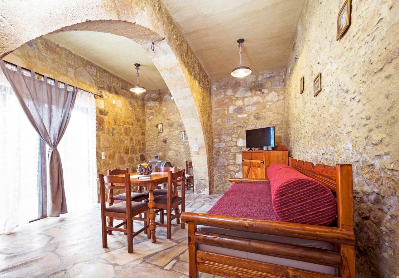 Petrakis Cretan Homes Kissamos Exterior photo